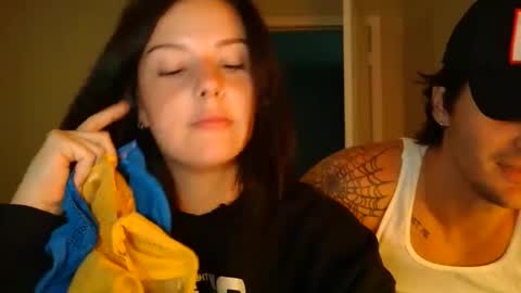 stassiebby online show from June 4, 4:51 am