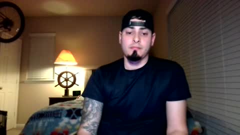 Snapshot of stayandplay23 chatting on January 30, 12:18 am stayandplay23 online show from January 30, 12:18 am