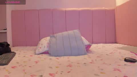 Stefa Gomez  online show from September 28, 12:25 pm