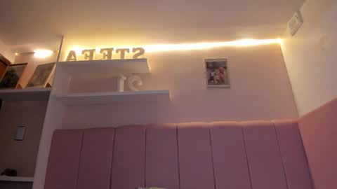 Stefa Gomez  online show from February 25, 1:58 pm