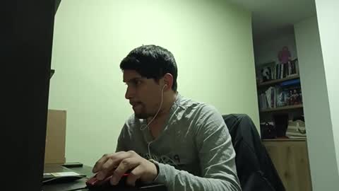 Stefans online show from June 8, 3:07 am