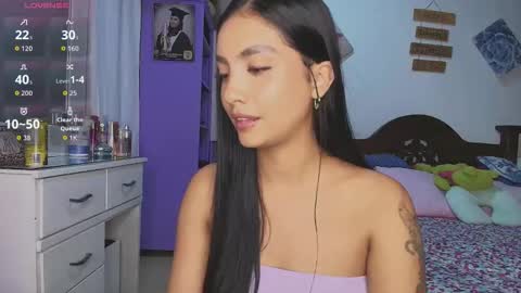 Im MiaIts my first day here  online show from November 23, 1:36 am