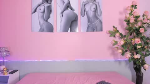 Stefany online show from June 9, 1:11 pm