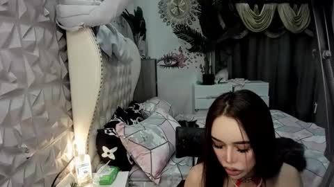 Jane online show from March 19, 7:47 am