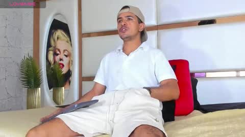 ---steffan--- online show from February 8, 4:27 am