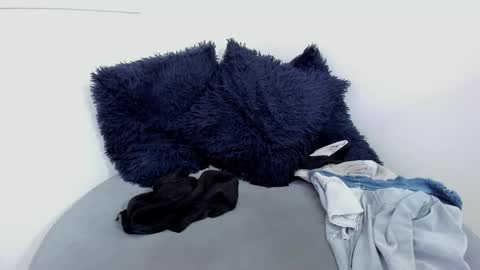 Stefany Bratz online show from November 28, 4:09 am