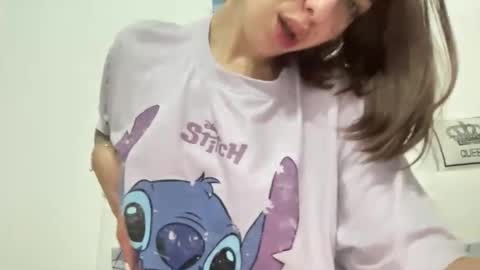 Snapshot of stefy_glow chatting on March 10, 7:29 pm stefy_glow online show from March 10, 7:29 pm