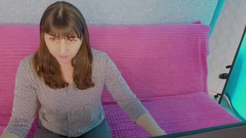 Stela online show from April 7, 9:33 am