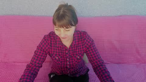 Stela online show from April 8, 9:34 am