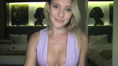 Stella online show from September 29, 12:48 pm