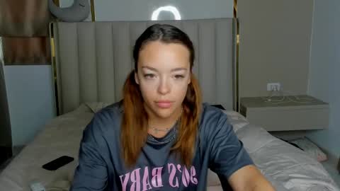 stella online show from April 13, 12:15 am