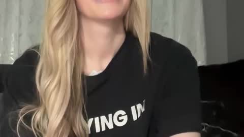 Stella Bella online show from February 6, 7:23 am