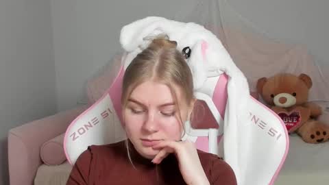 Stella online show from February 10, 7:26 am