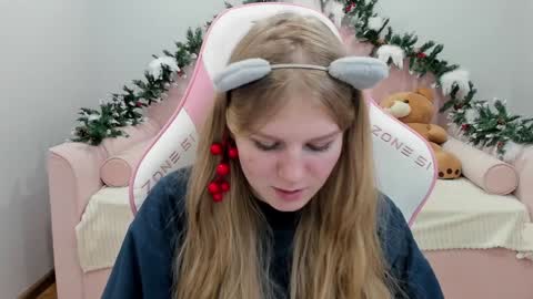 Stella online show from December 25, 7:34 pm