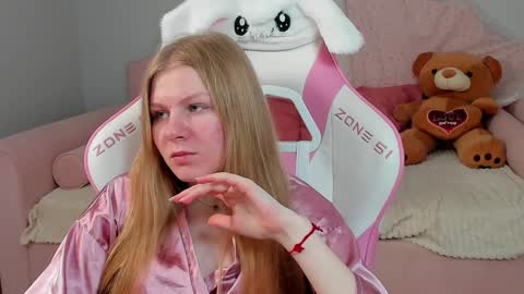 Stella online show from January 30, 5:30 am