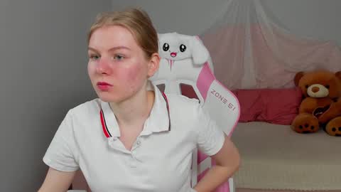 Stella online show from February 4, 5:31 am