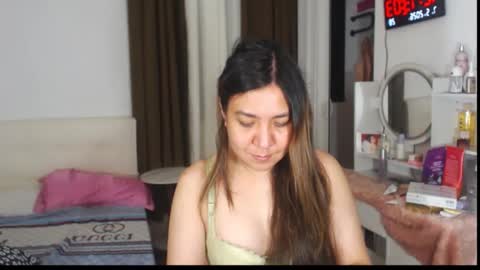 Stella online show from May 6, 4:13 pm