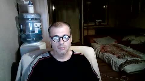 Snapshot of stellar_mesh3d chatting on September 9, 2:00 am Mesh3D online show from September 9, 2:00 am