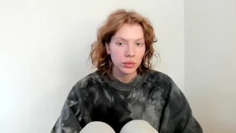 S T E L L A online show from October 3, 10:34 am