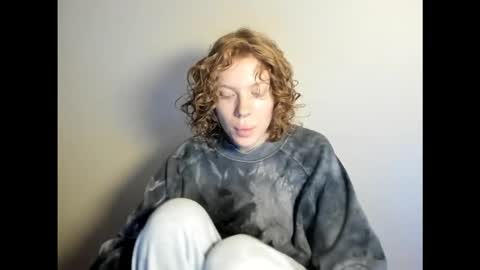 S T E L L A online show from November 28, 12:34 pm