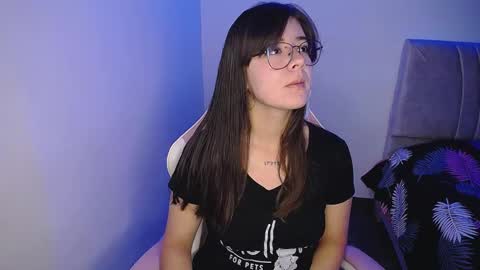 Emma online show from February 20, 3:01 am