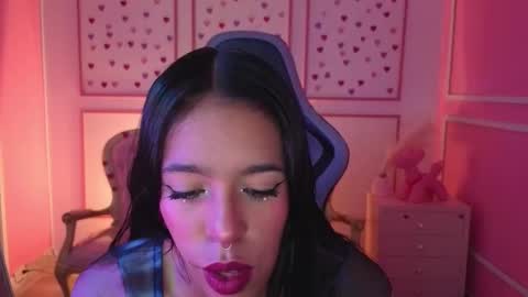 Snapshot of stephania_t chatting on September 19, 11:47 am Stephania online show from September 19, 11:47 am