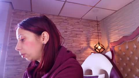 Stephaniesun  online show from July 2, 12:43 pm
