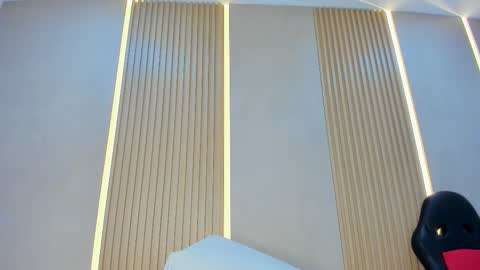 Stephany online show from October 25, 4:35 am