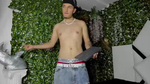 STEV online show from November 4, 7:59 pm