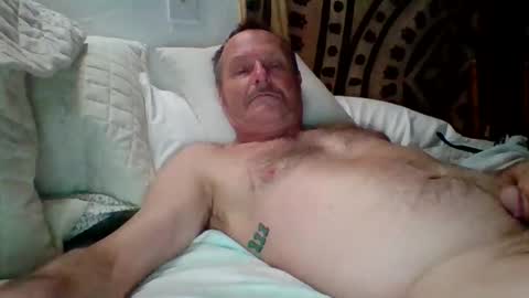 steviehard7 online show from January 9, 9:04 am