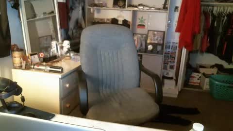 stickey online show from December 28, 1:29 am