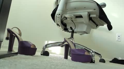 StilettoDoll online show from January 16, 11:03 pm