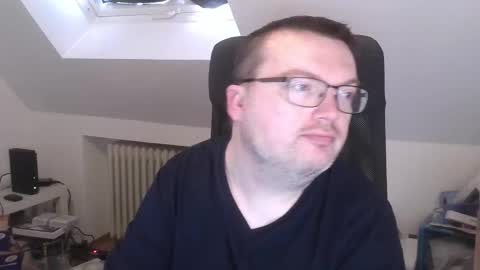 Oliver online show from March 30, 7:19 am