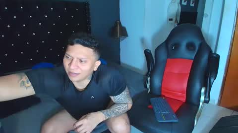 stily online show from October 23, 4:14 am