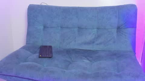 Stivarfox21 online show from February 6, 10:58 am