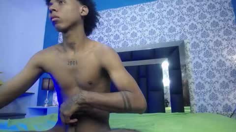 Stiven  online show from November 5, 3:30 am