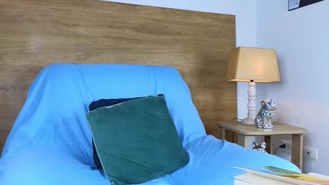 stivenbenet1 online show from October 11, 1:49 pm