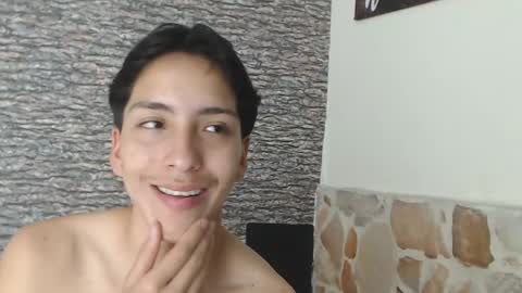 stivenluke online show from February 20, 6:39 am