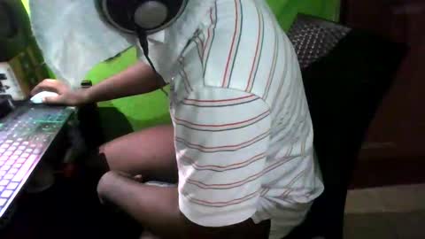 Snapshot of stonehardbbcdick1 chatting on September 16, 6:44 pm stonehardbbcdick1 online show from September 16, 6:44 pm