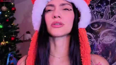 Liz online show from November 27, 9:11 pm