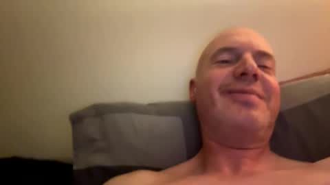 Stoodley22 online show from March 26, 9:09 pm