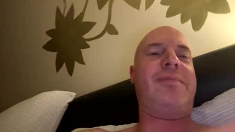 Stoodley22 online show from March 19, 9:53 pm