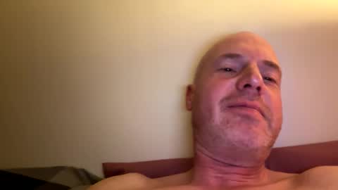 Stoodley22 online show from April 9, 8:25 pm