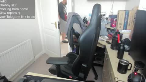 str8slut4use online show from January 27, 12:05 pm