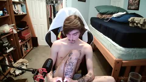 str8whiteboy21 online show from January 28, 7:21 pm
