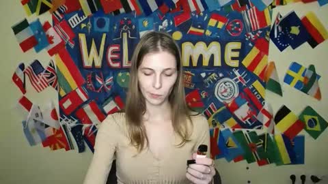 Amalia online show from October 27, 12:05 pm