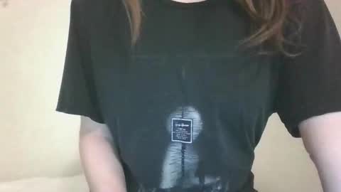 Snapshot of strawberry_soul chatting on October 24, 3:24 pm Harriet online show from October 24, 3:24 pm