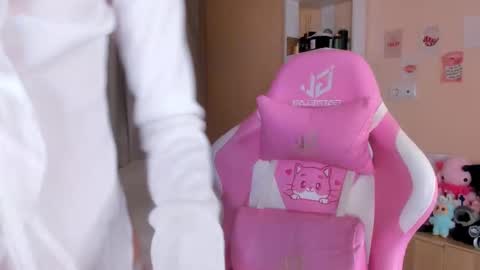 Alisha Like is the best gift 3 online show from September 25, 7:32 pm