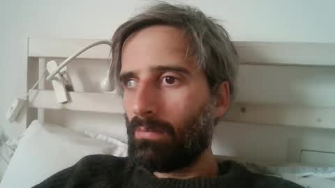 stroke1 online show from March 11, 8:30 am