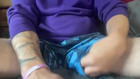 stroking33again online show from October 8, 1:06 pm